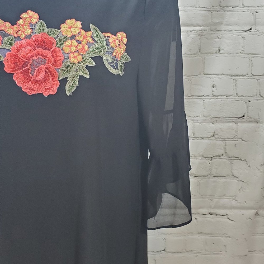 Perceptions Tunic Blouse - Picture 4 of 7